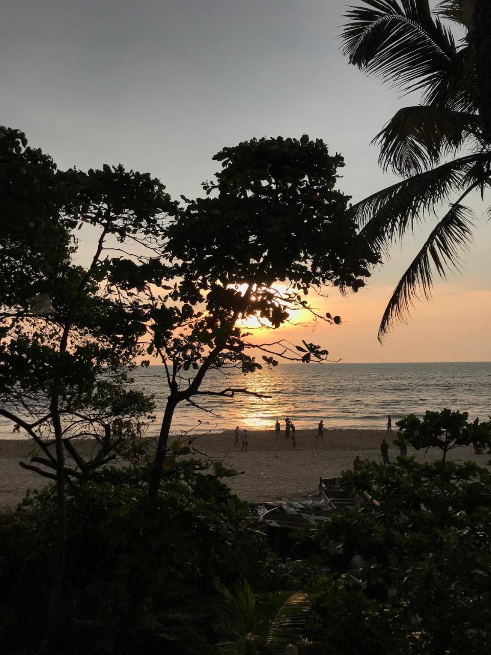 Neela Waters - Beach Home Alappuzha Exterior photo